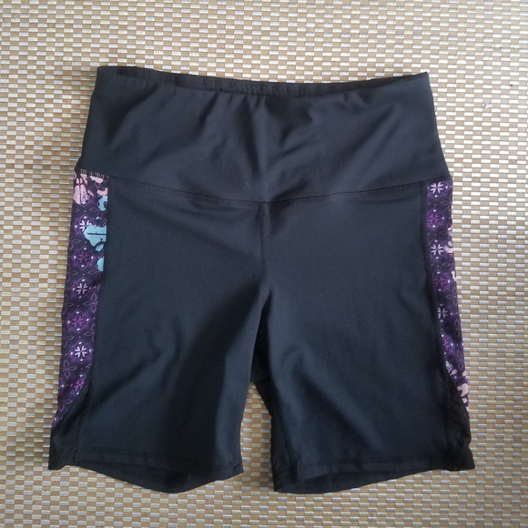 gaiam shorts womens